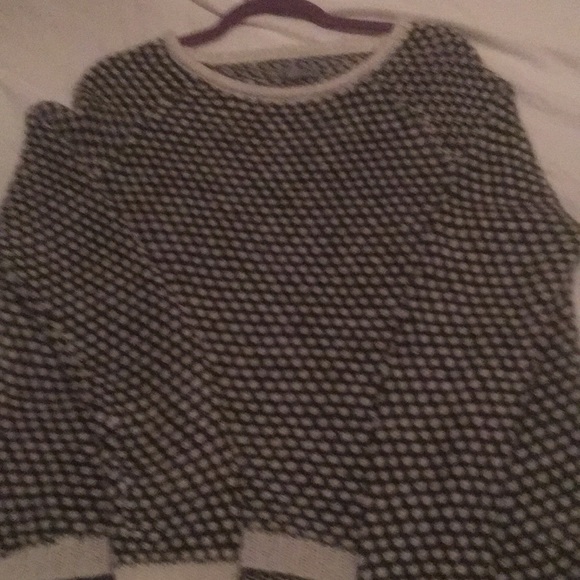 Sweater - Picture 2 of 3